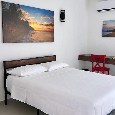 Red Flamboyan Guesthouse And Restaurant Rincon Ngoại thất bức ảnh
